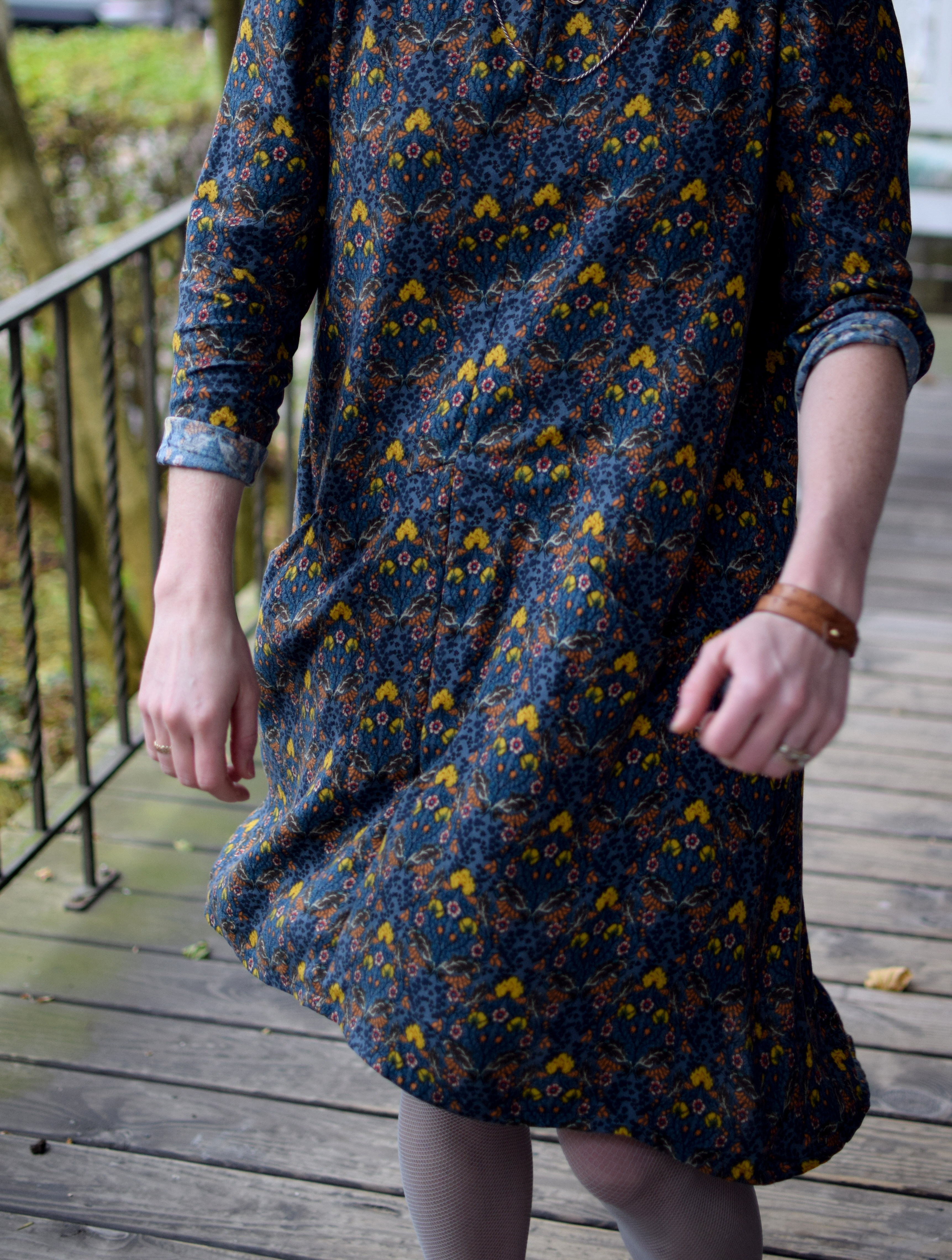 front of farrow dress by grainline studio