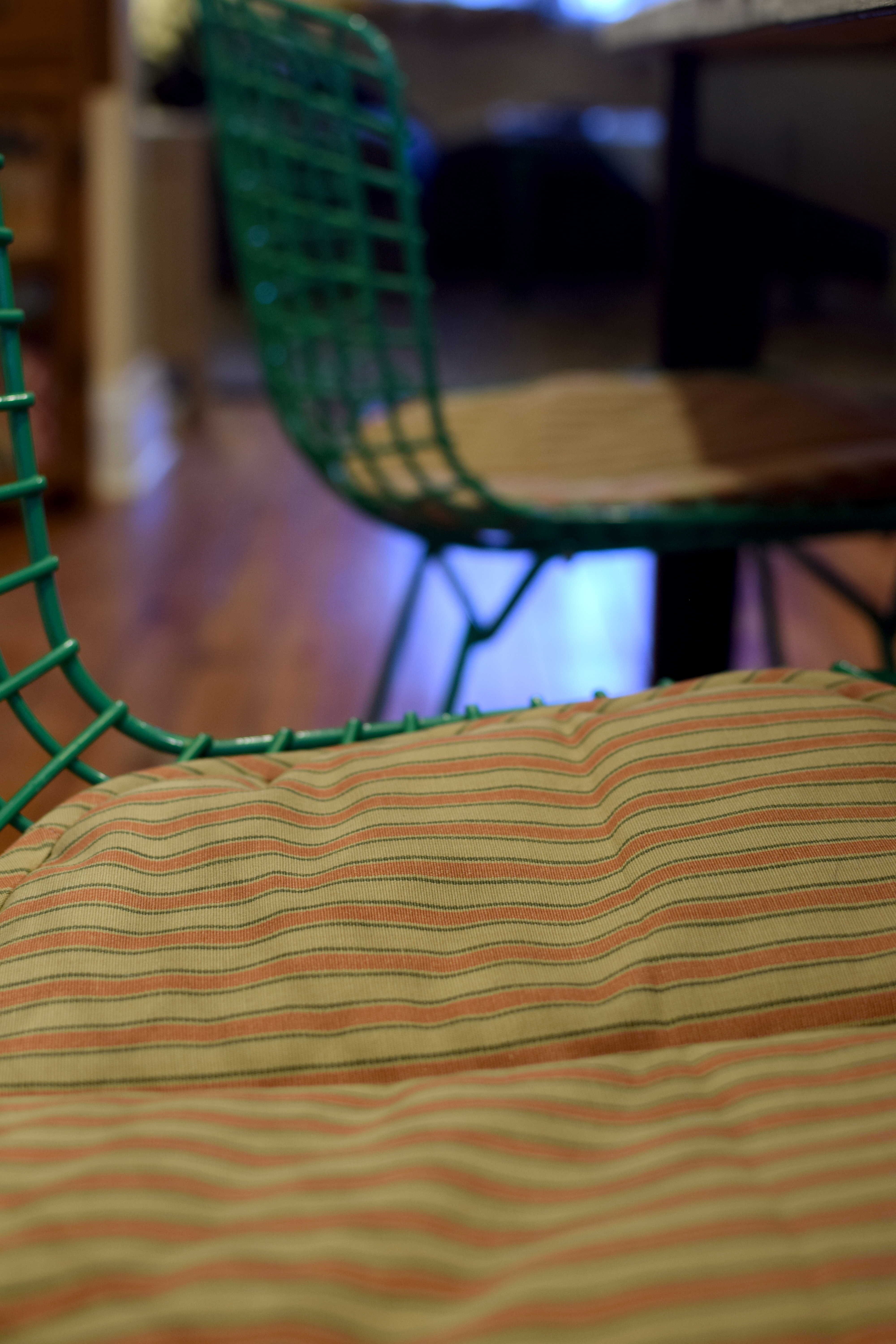bertoia_chair_cushion5.jpg